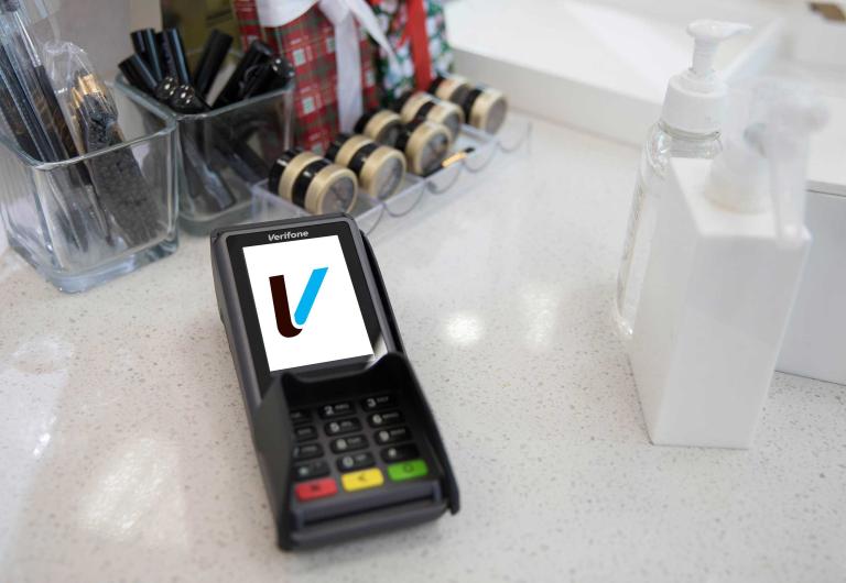 V400c er Verifones helt nye kraftfulde single unit terminal til alle butikker