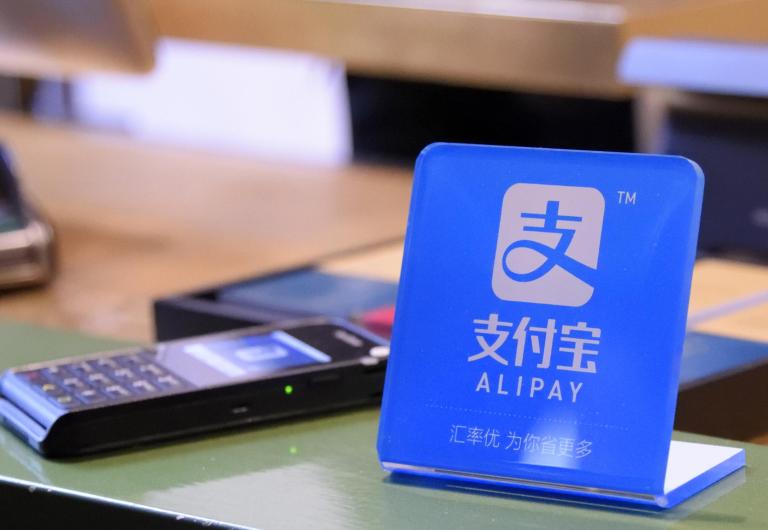 Pay by Alipay with Verifone devices in-store
